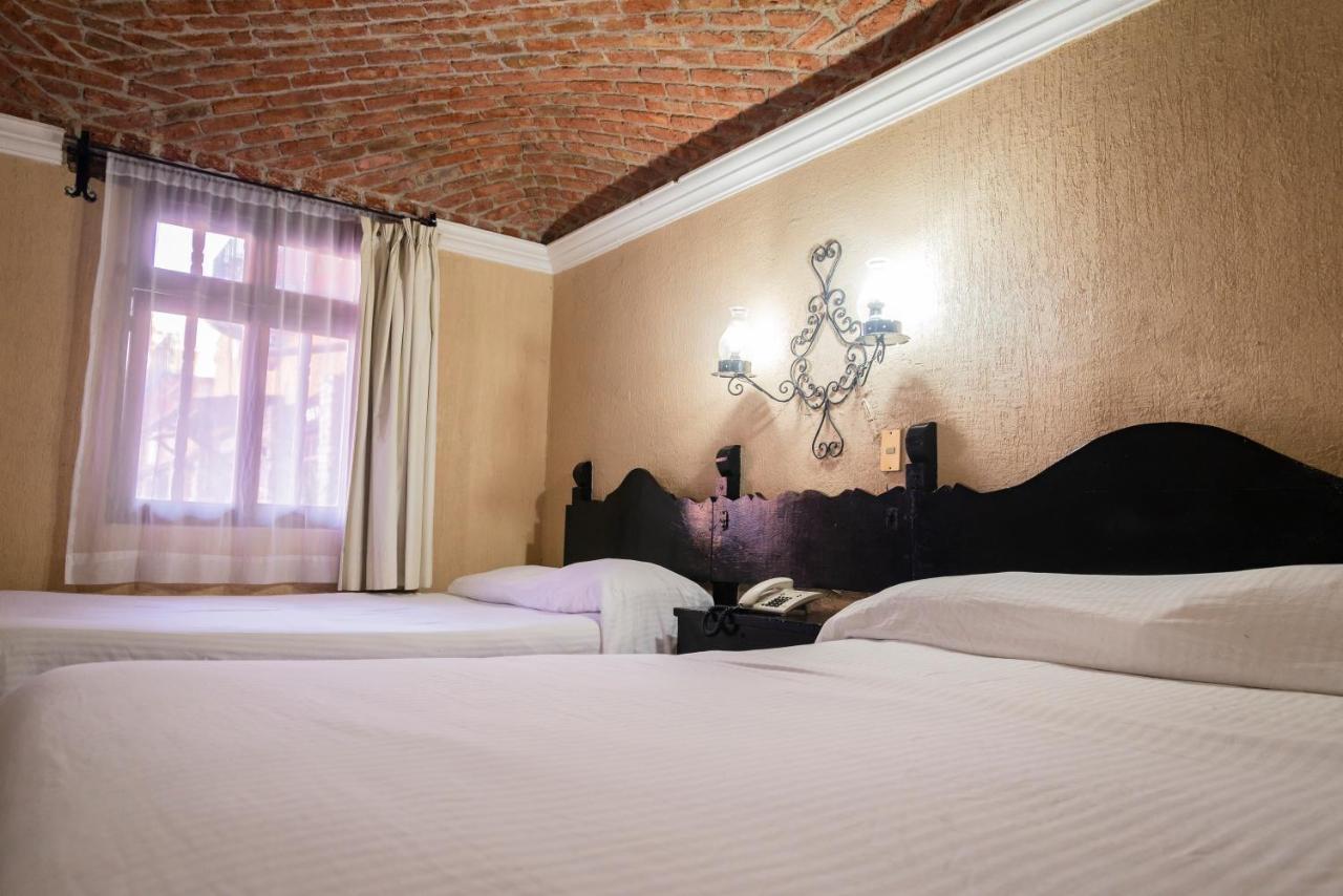 Hotel Hacienda De Cobos غواناخواتو المظهر الخارجي الصورة